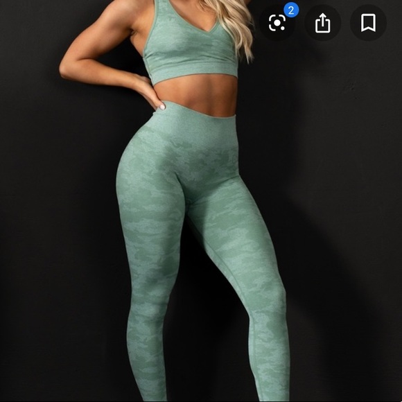 Gymshark | Green Camo Leggings NWT Medium - Picture 2 of 6